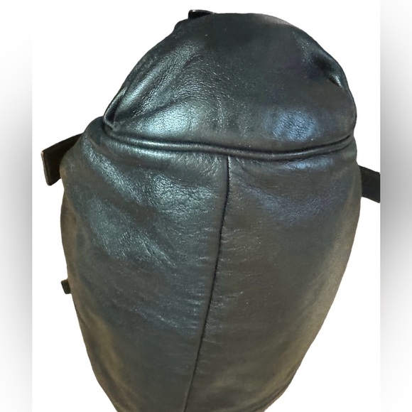 Salvatore Ferragamo Lambskin Gancini Shoulder Bag - Picture 13 of 16